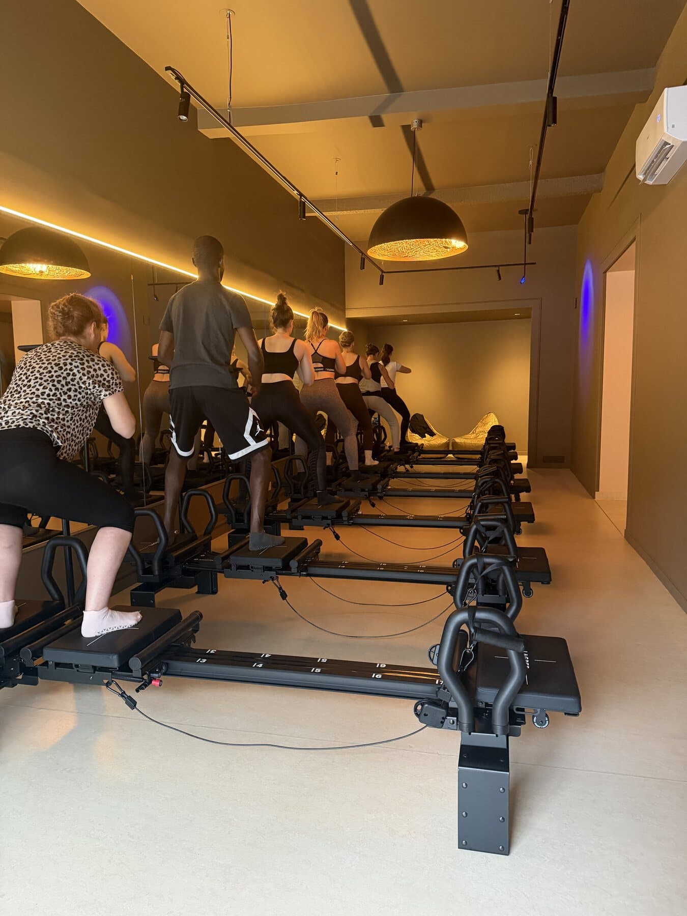 Cours de Lagree pour débutants chez SLOMO Lagree Studio à Toulouse